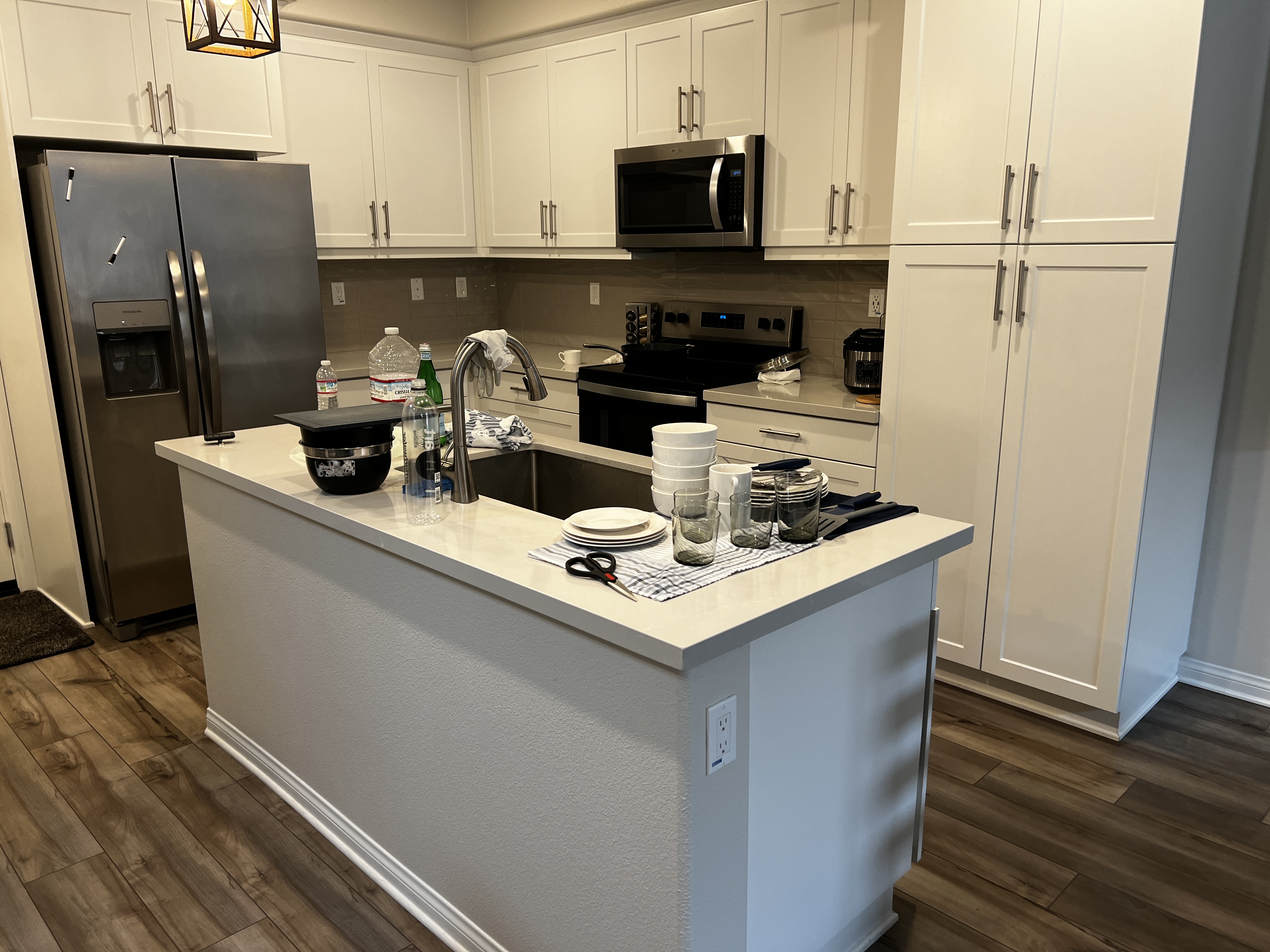 Before: Kitchen - Airbnb